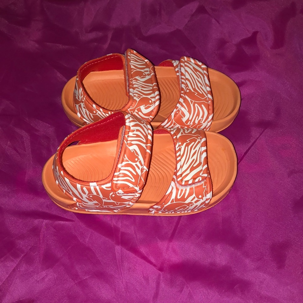 Toddler shoes